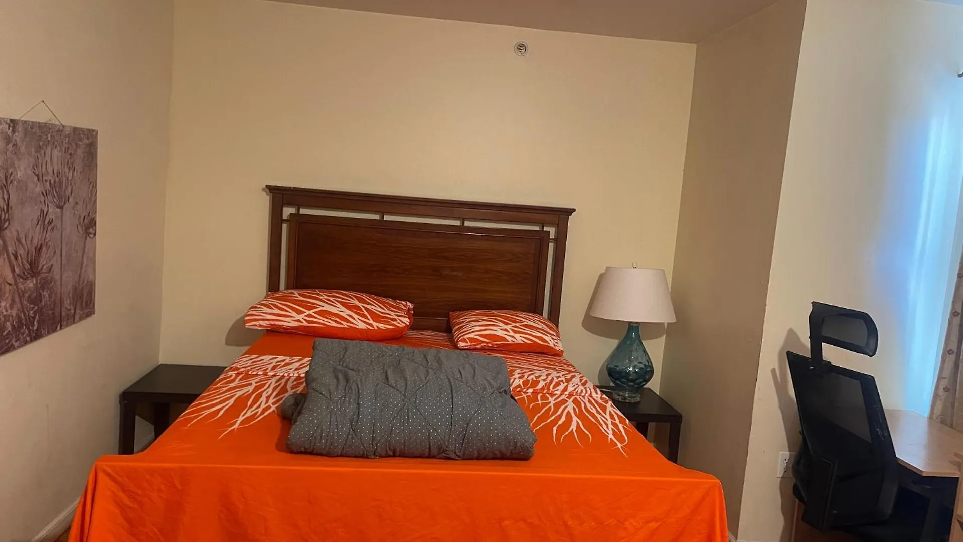 Peculiar D At 62 1St Street Apartment Newark